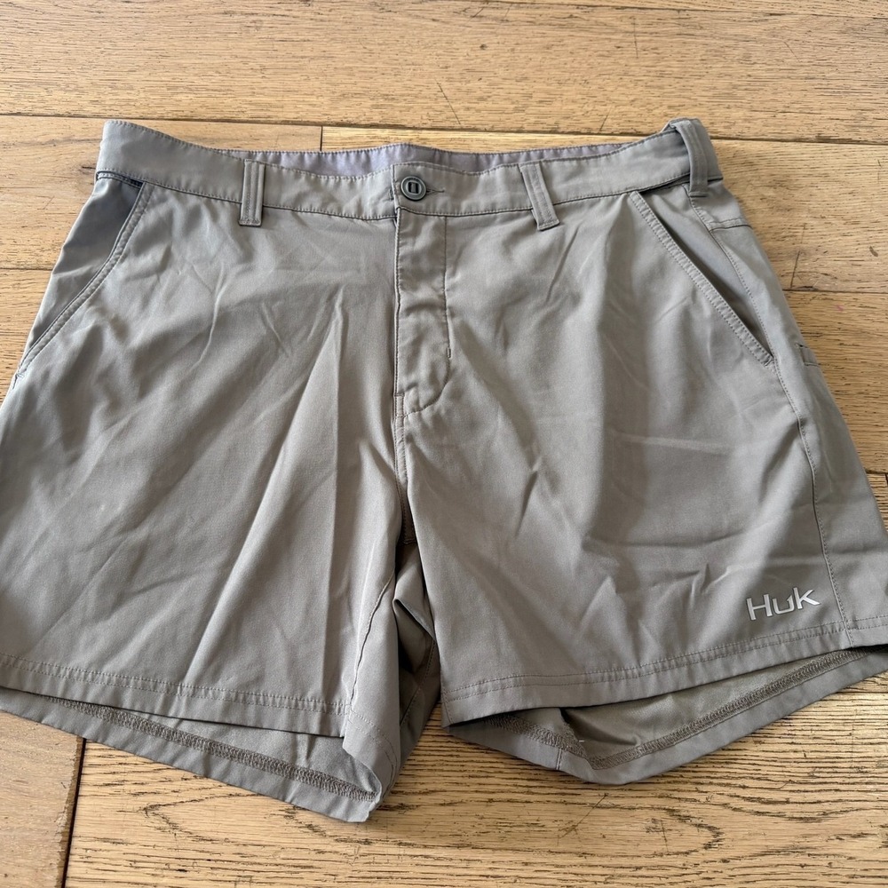 Huk Performance Fishing Shorts Mens XXL Gray Stretch‎ Quick Dry (658)